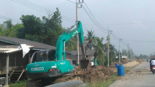 ขายรถแบคโฮ KOBELCO SK120-V ไม่มีเอกสาร ราคา 650000