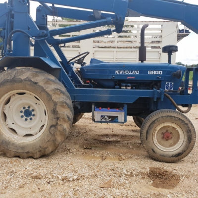 ขายรถคีบอ้อย FORD 77 เกียธรรมดา เล่มทะเบียน