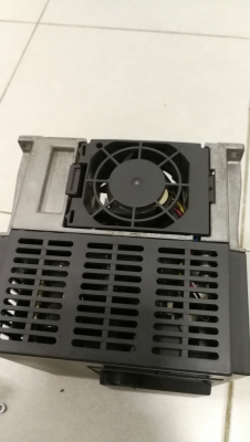 อินเวอร์เตอร์3แรง380v 2.2kw รุ่น มิตซูE700