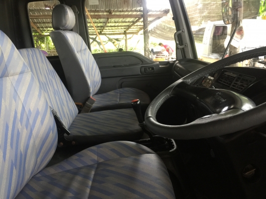 ขาย หัวสิบล้อ   (   ISUZU   เดก้า.  )  อุปกรณ์ครบ มีคันเกียร์. เบรคทิฟฟี่ กันชน. สีใหม่ พร้อมใช้