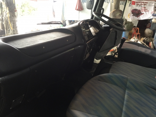 ขาย หัวสิบล้อ   (   ISUZU   เดก้า.  )  อุปกรณ์ครบ มีคันเกียร์. เบรคทิฟฟี่ กันชน. สีใหม่ พร้อมใช้