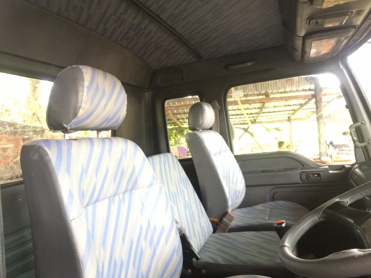 ขาย หัวสิบล้อ   (   ISUZU   เดก้า.  )  อุปกรณ์ครบ มีคันเกียร์. เบรคทิฟฟี่ กันชน. สีใหม่ พร้อมใช้