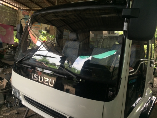 ขาย หัวสิบล้อ   (   ISUZU   เดก้า.  )  อุปกรณ์ครบ มีคันเกียร์. เบรคทิฟฟี่ กันชน. สีใหม่ พร้อมใช้