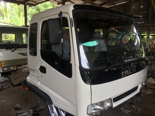 ขาย หัวสิบล้อ   (   ISUZU   เดก้า.  )  อุปกรณ์ครบ มีคันเกียร์. เบรคทิฟฟี่ กันชน. สีใหม่ พร้อมใช้