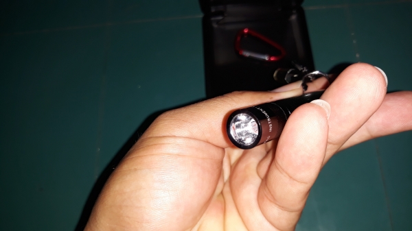 ขายไฟฉายMAG-LITE Made in USA. ขนาดเล็ก เป็นพวงกุญแจได้ ขายไฟฉายMAG-LITE Made in USA. ขนาดเล็ก เป็นพวงกุญแจได้