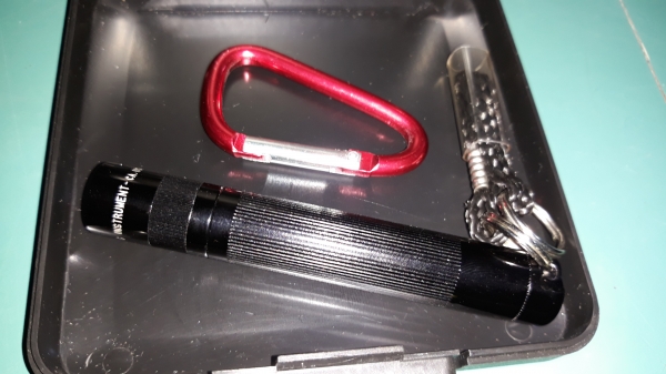 ขายไฟฉายMAG-LITE Made in USA. ขนาดเล็ก เป็นพวงกุญแจได้