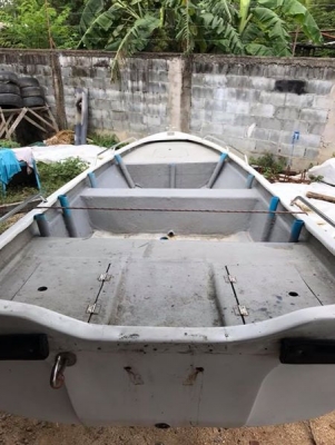 ขายเรือ 13 ฟุต พร้อมเทเลอร์