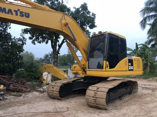 Komatsu PC200-7 ปี 2012 เดิมๆ สวยเต็มตามรุ่น ทำงานสมบูรณ์ทุกระบบ เอกสารเล่ม จัดแนนท์ได้