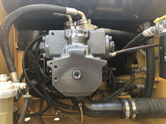 Komatsu PC200-7 ปี 2012 เดิมๆ สวยเต็มตามรุ่น ทำงานสมบูรณ์ทุกระบบ เอกสารเล่ม จัดแนนท์ได้