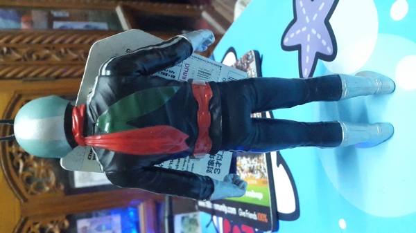 โมเดลมดแดง งานเก่ามือ 1 มีป้ายของแท้ bandai ตัวละ 500 มี 2 ตัว v.1,v.2