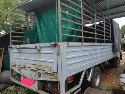 ขาย6ล้อ HINO FC4J145 แรงม้ากะบะเหลดยาว5.50 ราคา 500,000