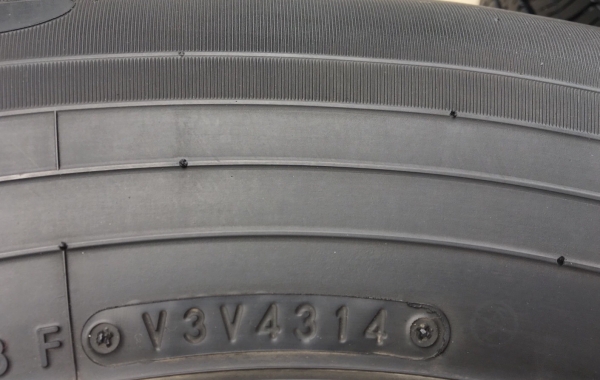 ยาง 255-70-16 TOYO ปลายปี 14 ดอกหนาปึกทุกเส้น ยาง 255-70-16 TOYO ปลายปี 14 ดอกหนาปึกทุกเส้น
