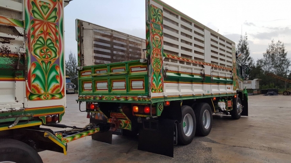 ขายรถพ่วงไม่ดั้ม 380 แรง อู่สหะกิจ ใส่ของได้32ตัน สวยสดพร้อมใช้งาน ขายรถพ่วงไม่ดั้ม 380 แรง อู่สหะกิจ ใส่ของได้32ตัน สวยสดพร้อมใช้งาน