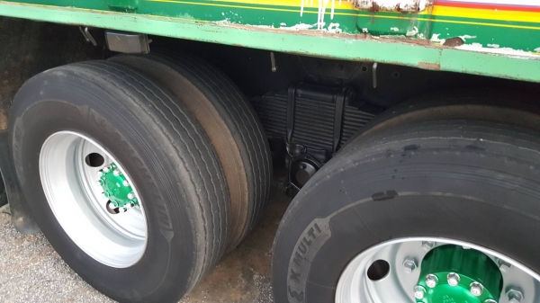 ขายรถพ่วงไม่ดั้ม 380 แรง อู่สหะกิจ ใส่ของได้32ตัน สวยสดพร้อมใช้งาน ขายรถพ่วงไม่ดั้ม 380 แรง อู่สหะกิจ ใส่ของได้32ตัน สวยสดพร้อมใช้งาน