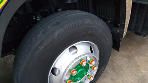 ขายรถพ่วงไม่ดั้ม 380 แรง อู่สหะกิจ ใส่ของได้32ตัน สวยสดพร้อมใช้งาน ขายรถพ่วงไม่ดั้ม 380 แรง อู่สหะกิจ ใส่ของได้32ตัน สวยสดพร้อมใช้งาน