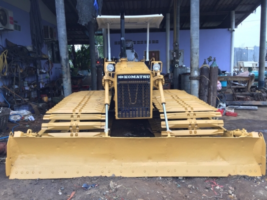 Komatsu D2-6 Pll ใบแทร็ก 1 เมตร  เก่าญี่ปุ่น เครื่องดี ช่วงล่างดี เก็บงานภายในภายนอกให้แล้ว