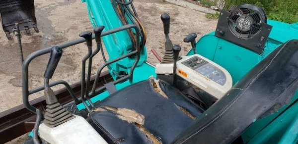 ขายด่วนรถเเบคโฮ ซูมิโตโมSH40JXรถนอกเพื่งนำเข้ามาใหม่สวยเดิมๆเคื่องดีปั่มแรงคอลโทลน้ำมันปั้มนิ้ว บูมอามร์สวยเร็วแรงไม่โหลด เครื่องอีซูซู4สูบระบบเต่ากะต่ายครบรถยังไม่เคยใช้งานในไทยเลย