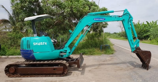 ขายด่วนรถเเบคโฮ ซูมิโตโมSH40JXรถนอกเพื่งนำเข้ามาใหม่สวยเดิมๆเคื่องดีปั่มแรงคอลโทลน้ำมันปั้มนิ้ว บูมอามร์สวยเร็วแรงไม่โหลด เครื่องอีซูซู4สูบระบบเต่ากะต่ายครบรถยังไม่เคยใช้งานในไทยเลย