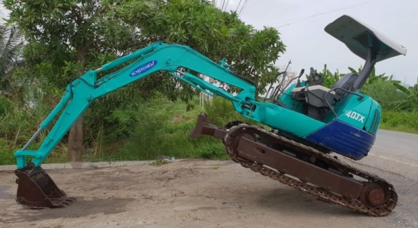 ขายด่วนรถเเบคโฮ ซูมิโตโมSH40JXรถนอกเพื่งนำเข้ามาใหม่สวยเดิมๆเคื่องดีปั่มแรงคอลโทลน้ำมันปั้มนิ้ว บูมอามร์สวยเร็วแรงไม่โหลด เครื่องอีซูซู4สูบระบบเต่ากะต่ายครบรถยังไม่เคยใช้งานในไทยเลย