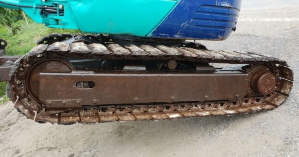 ขายด่วนรถเเบคโฮ ซูมิโตโมSH40JXรถนอกเพื่งนำเข้ามาใหม่สวยเดิมๆเคื่องดีปั่มแรงคอลโทลน้ำมันปั้มนิ้ว บูมอามร์สวยเร็วแรงไม่โหลด เครื่องอีซูซู4สูบระบบเต่ากะต่ายครบรถยังไม่เคยใช้งานในไทยเลย