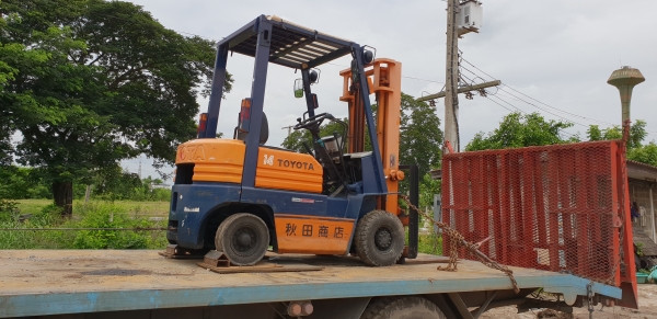 ขายด่วนรถยกTOYOTA5FG14ยก1.5ตันเสาสูง3เมตรรถนอกสวยๆนำเข้ายังไม่เคยใช้งานในเมืองไทยเลย