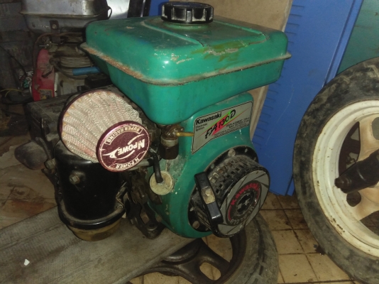 ขายเครื่องบิ๊กคาวากับฮอนด้าตัวละ1500บาทสี่จังหวัะทั้งคู่