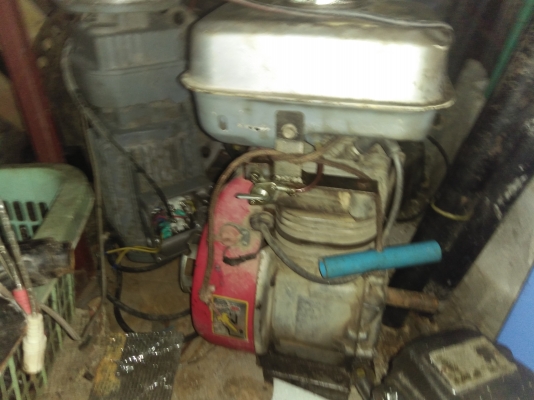 ขายเครื่องบิ๊กคาวากับฮอนด้าตัวละ1500บาทสี่จังหวัะทั้งคู่