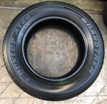 ยาง 265-60-18 Dunlop ปลายปี 15 ดอกเต็มๆทุกเส้น ยาง 265-60-18 Dunlop ปลายปี 15 ดอกเต็มๆทุกเส้น