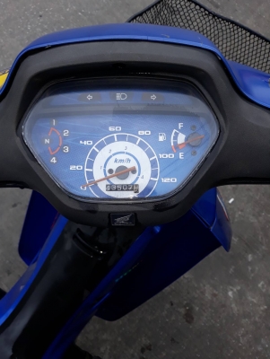 Honda wave100 ปี 47 เล่มโอนภาษีเต็มลดด 11200.-