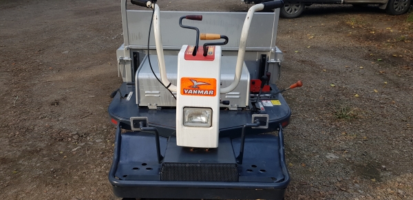 นั่งขับ 4 x 4 พร้อมใช้งาน