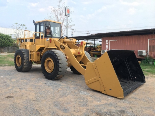 ...      ขาย รถตัก 950 E  ต่อแขนแล้ว