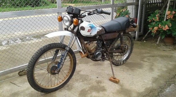 ขาย DT100 เล่มอย่างเดียวชื่อบุคคลเครื่องดีทรงสวยเหมาะไปปั้นขายตามสภาพ