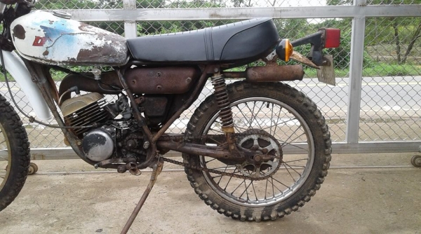 ขาย DT100 เล่มอย่างเดียวชื่อบุคคลเครื่องดีทรงสวยเหมาะไปปั้นขายตามสภาพ