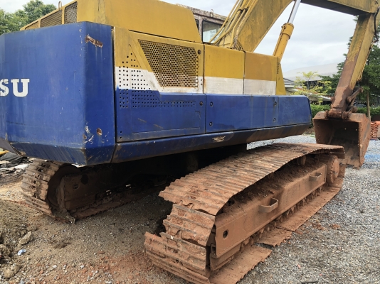 ขายแมคโคKOMATSU 200-3 สภาพพร้อมใช้