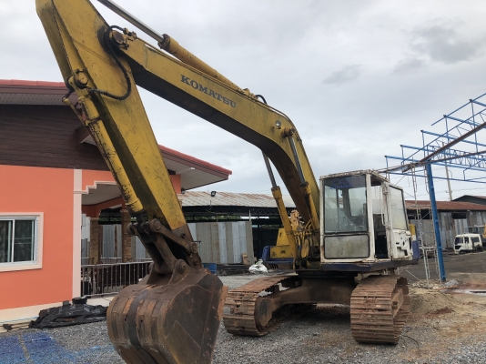 ขายแมคโคKOMATSU 200-3 สภาพพร้อมใช้