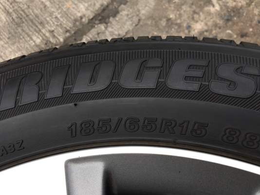 ล้อแม็ก 4รู100 Honda Feed ขอบ15 พร้อมยาง Bridgestone 185-65-15 ปี 14