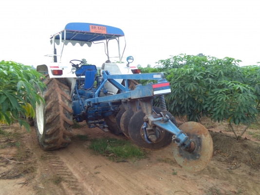 ขาย4X4FORD7610อยู่บ้านไร่อุทัยธานีขาย475000เครื่อง98แรงเช็คใหม่หมดพร้อมใช้เลย อุปกร์หาง3หาง7หลีหน้าดันหลีรถเอกสารพร้อมโอนทะเบียนต่อให้แล้วครับสนใจโทร081-0118032ต้นบ้านไร่พร้อมบริการมีรถส่งครับ