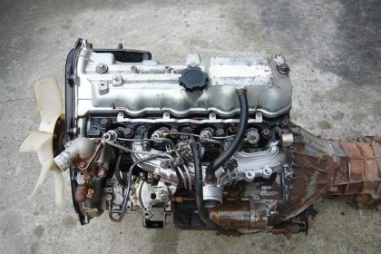 ขายเครื่องยนต์ดีเซลโตโยต้า 2L