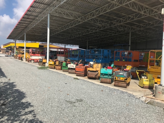 ขายรถบดเดินตาม Bomag มือสองญี่ปุ่น บดอัดสั่นสเทือนได้ เครื่องดีเซล สภาพดีพร้อมใช้งานมีให้เลือกหลายคันหลายขนาด Line: Jiraroj2909