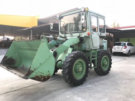 ขายรถตักKOMATSUรุ่นJH30Bรถนอกนำเข้าไม่เคยใช้งานในไทย สภาพดี เครื่องดีเซล4สูบขาย420000บาท081-8302909  จิรโรจน์ Line : jiraroj2909