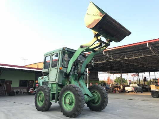 ขายรถตักKOMATSUรุ่นJH30Bรถนอกนำเข้าไม่เคยใช้งานในไทย สภาพดี เครื่องดีเซล4สูบขาย420000บาท081-8302909  จิรโรจน์ Line : jiraroj2909