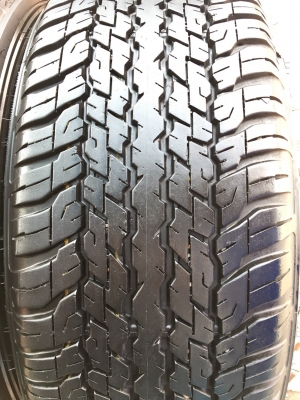 ยางป้ายแดง 265-65-17 Dunlop สภาพสวยๆ ดอกเต็ม มีตุ่มทุกเส้น