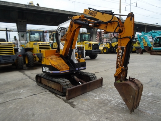 รถขุดเล็ก Hanix S.B20