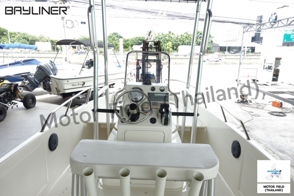 เรือตกปลาใหม่ รุ่น 2018 Bayliner F18 โดดเด่นด้วยเอกลักษณ์ใหม่ มีพื้นที่กว้างขวางที่จะทำให้การตกปลาสะ