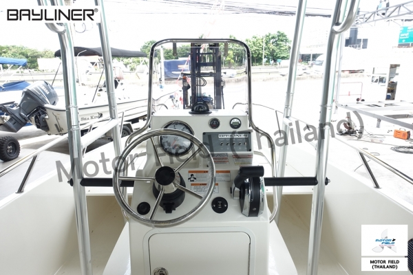 เรือตกปลาใหม่ รุ่น 2018 Bayliner F18 โดดเด่นด้วยเอกลักษณ์ใหม่ มีพื้นที่กว้างขวางที่จะทำให้การตกปลาสะ