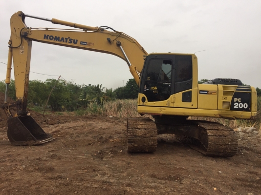 ขายด่วน แมคโค KOMATSU PC200-8