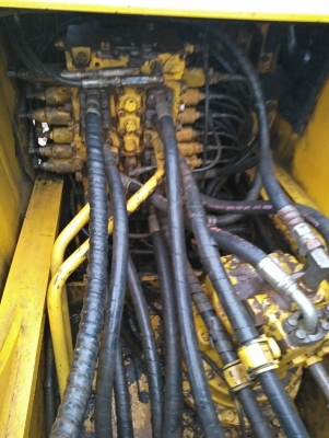 ขายด่วน แมคโค KOMATSU PC200-8