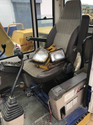 รถขุด KOMATSU : PC60-6#37XXX สภาพสวยๆเดิมๆ ตรงจากญี่ปุ่นครับ