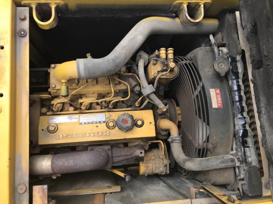 รถขุด KOMATSU : PC60-6#37XXX สภาพสวยๆเดิมๆ ตรงจากญี่ปุ่นครับ