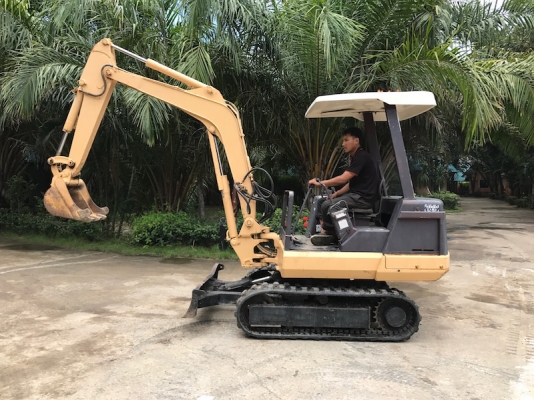 ขายแบคโฮ KUBOTA KX26(pc30) คอนโทลดี ปั้มแรง แน่นๆ สวยเดิมจากญี่ปุ่น100\% ทำงานสมบูรณ์ทุกระบบ รับรองไม่ผิดหวัง 235,000 เท่านั้น!!